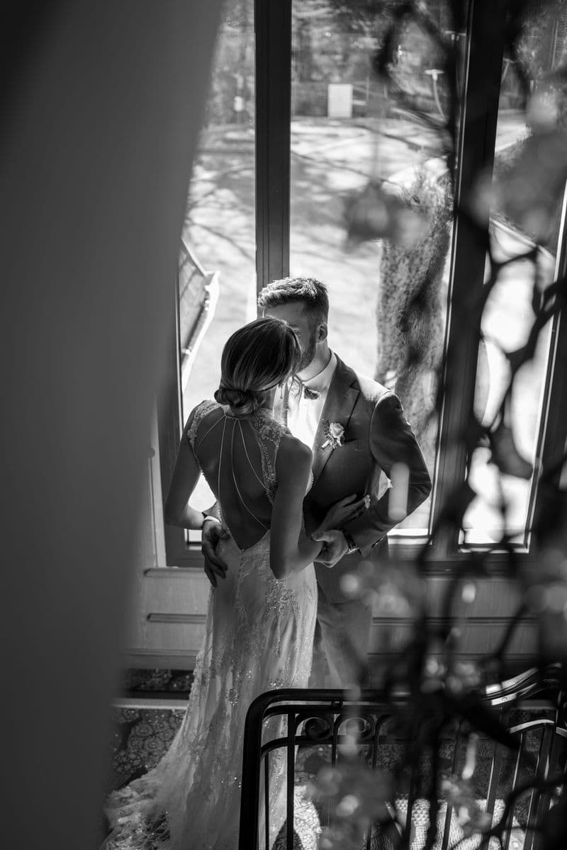 Séance couple en lumière naturelle